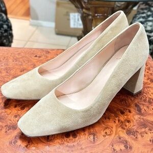 Suede Light Tan Block Heeled Pumps size 9.5